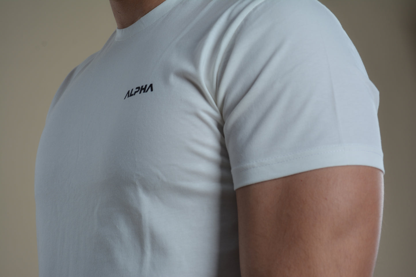 ESSENTIAL - T-shirt